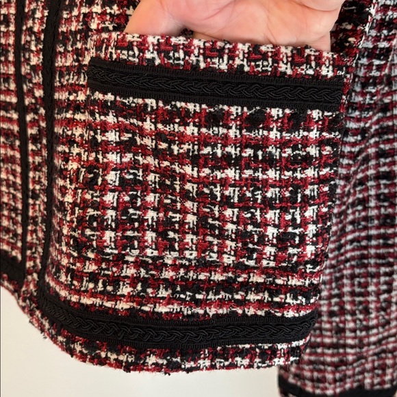 Mango Tweed cropped boxy Black red white full zip Blazer suit jacket women 8 EUC - Picture 6 of 12